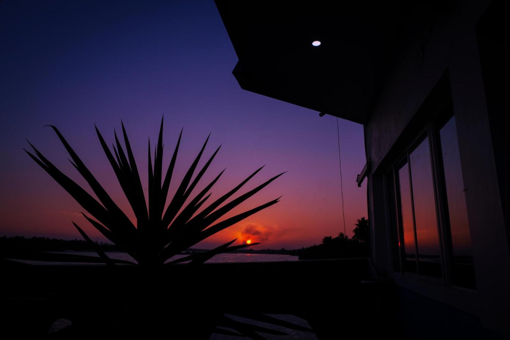 Victoria'S River View Resort Ποντισερί Εξωτερικό φωτογραφία